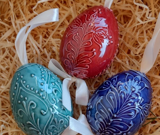 Húsvéti tojás, hímestojás